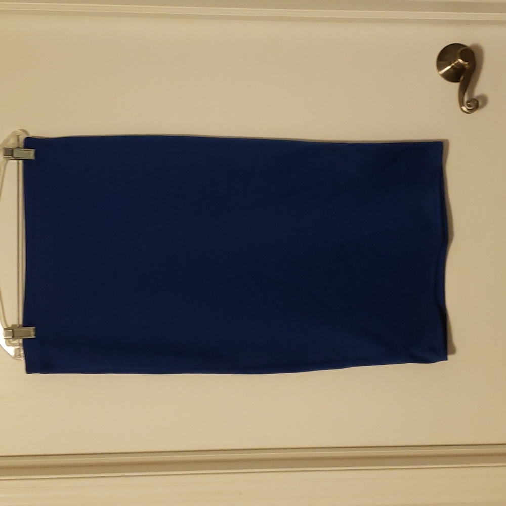 Stretchy blue pencil skirt.